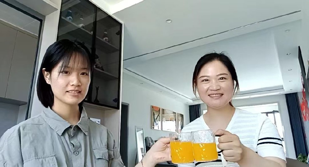 e85a04177a982b5ea3bea8de0056704a.jpg