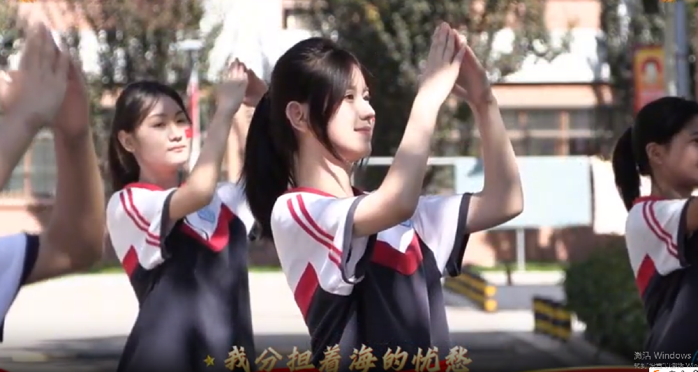 祝伟大祖国：繁荣昌盛、国泰民安！