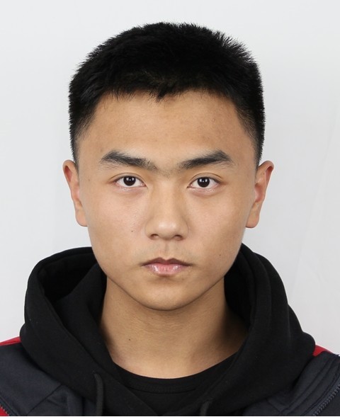 张钊博